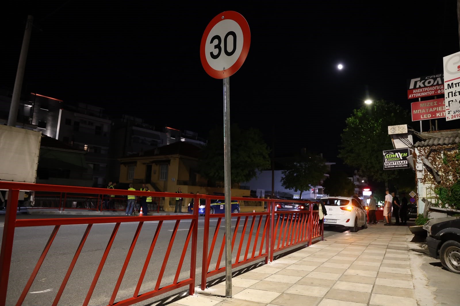 Σε εξέλιξη κυκλοφοριακές παρεμβάσεις στην οδό Βόλου 